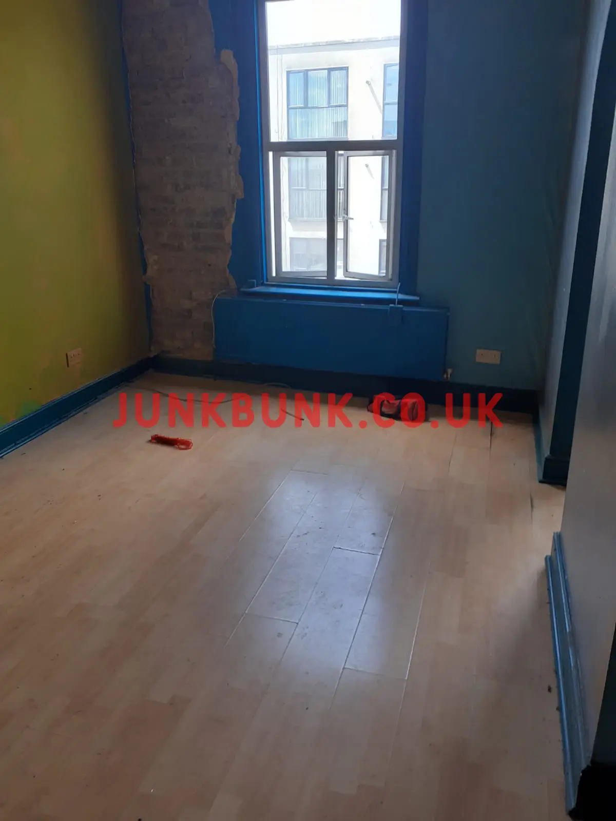 N16 7NY-house-clearance-after2