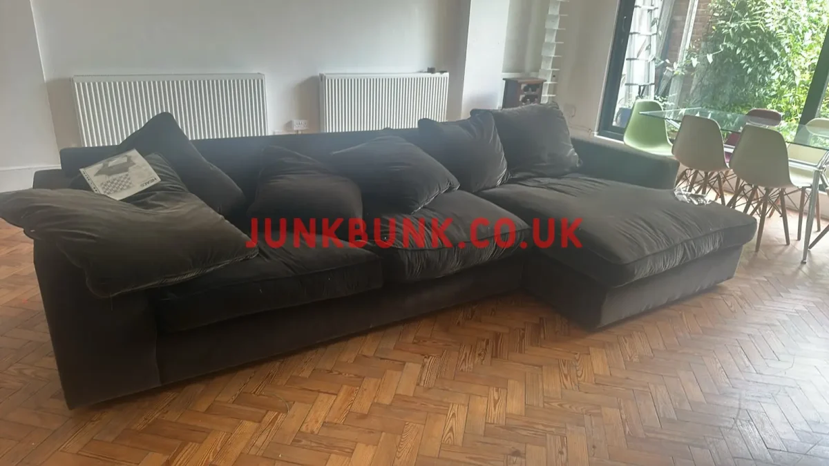 SW15 3SL-furniture-removal-before