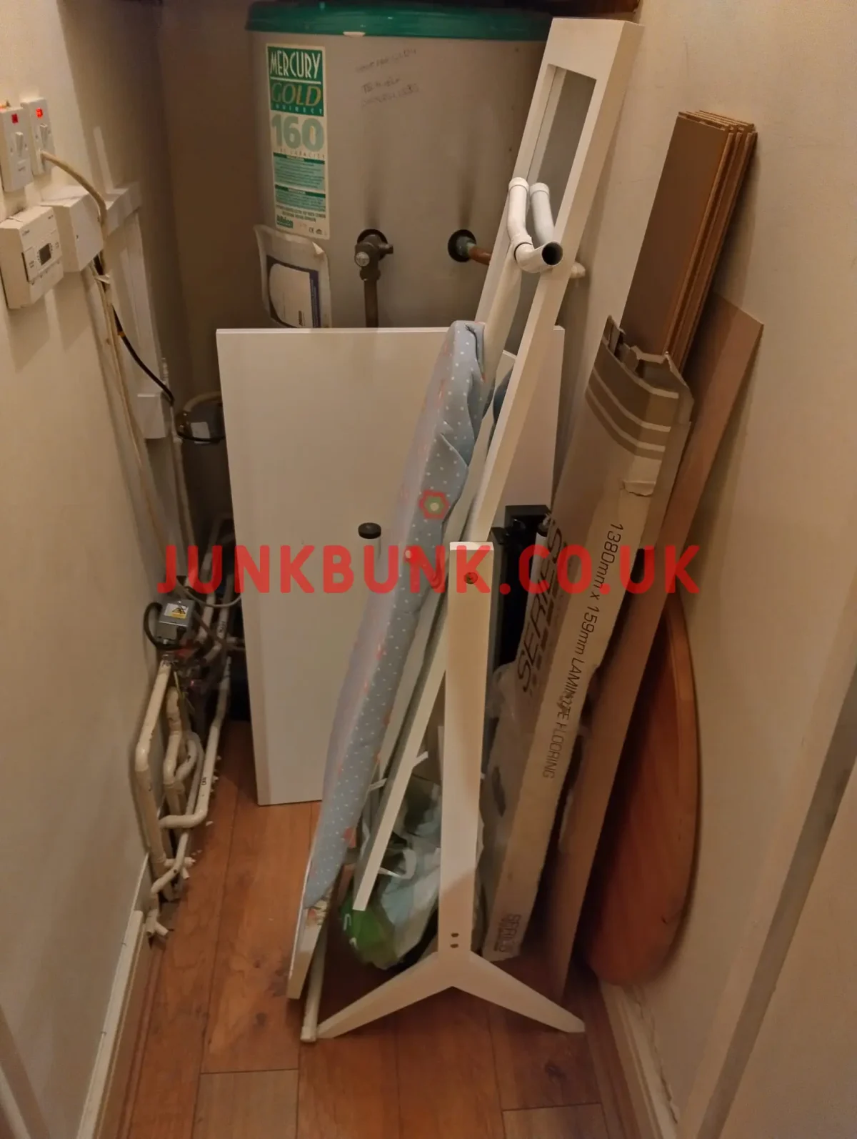 SW1P 2TA - sofa removal-beforee