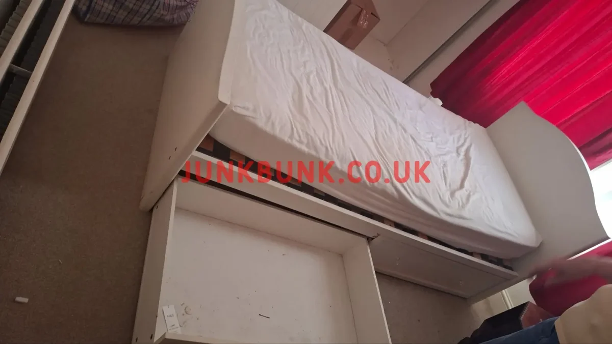 W3 6LH-mattress-removal-before