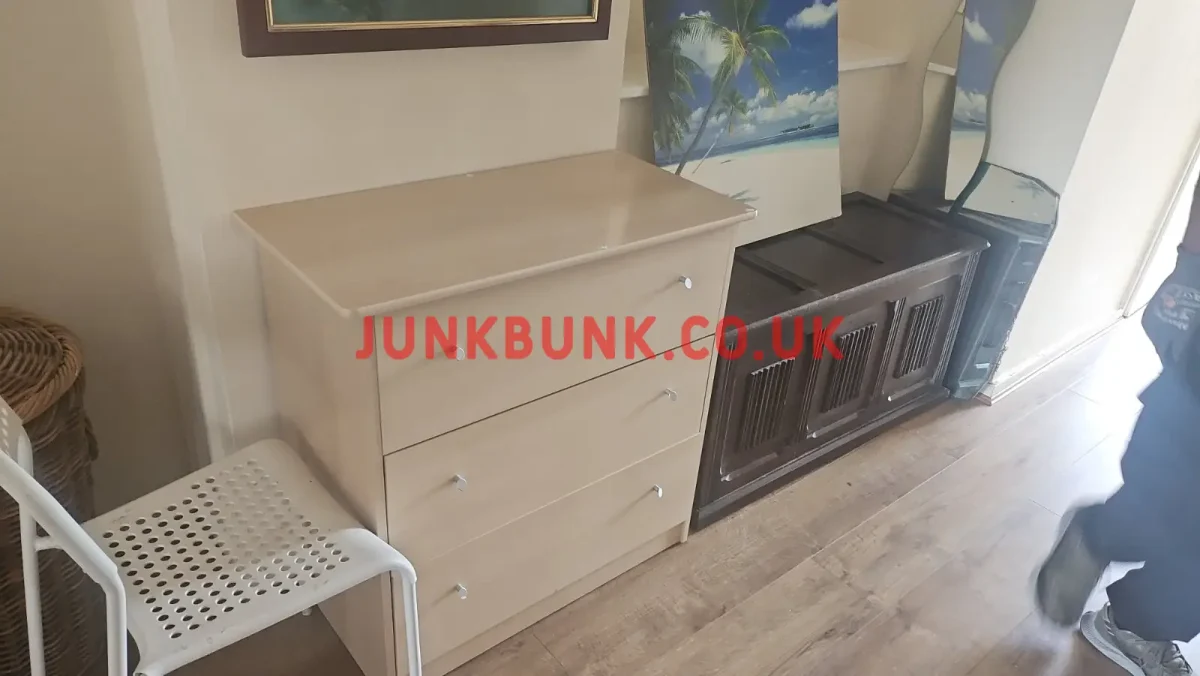 furniture-removal-london-SW15 4BE-before5