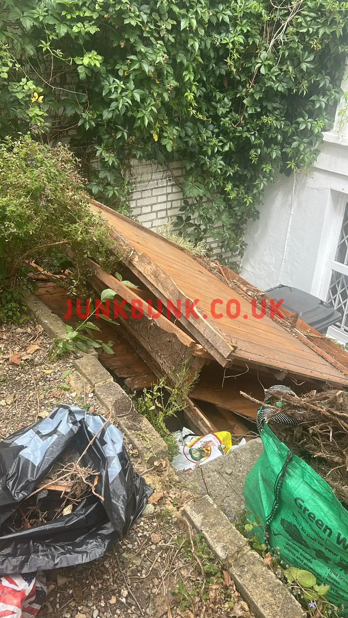 shed-clearance-N1 1TQ-before (1)